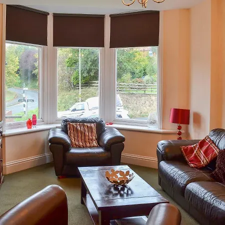 1 Holiday home